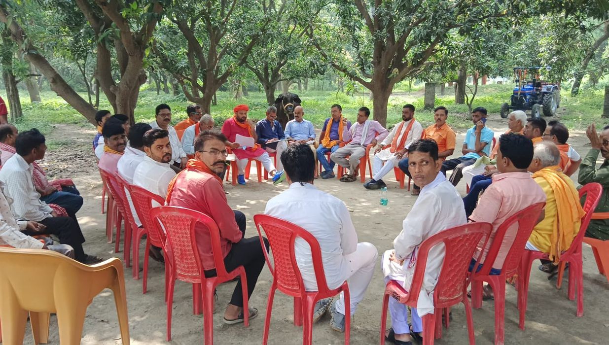 -दरौली के भाजपा नेता मनोज राम जी ने बताया कि भारतीय जनता पार्टी दरौली मंडल कि बैठक दरौली भाजपा कार्य