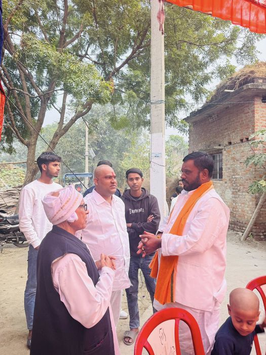 -आज 107 दरौली विधानसभा क्षेत्र के गुठनी प्रखंड अंतर्गत ग्राम टाली निवासी श्री पंकज गिरी ज