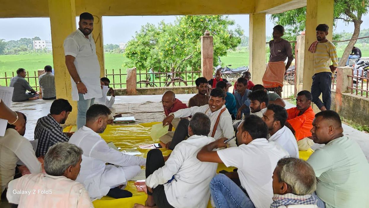 -मतदाता जागरूकता अभियान कार्यक्रम का आज तीसरा दिन मंगलवार दिनांक-12/08/2025 को रामपुर प्रखंड के पसाई