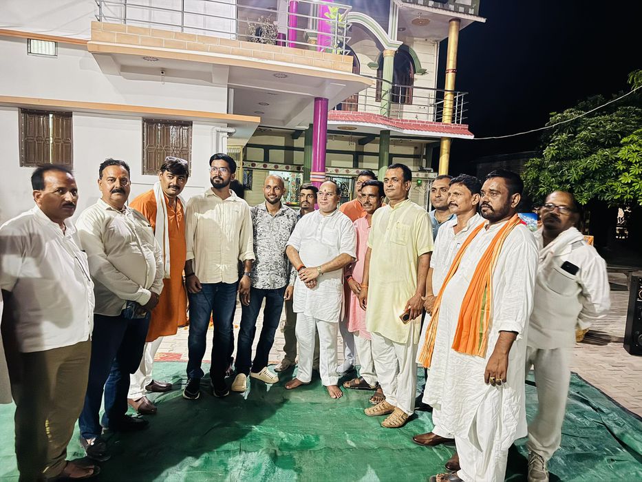 -देश हमें देता है सब कुछ , हम भी तो कुछ देना सीखें।   विधानसभा क्षेत्र के भावी विधायक भाजपा प्रत्या