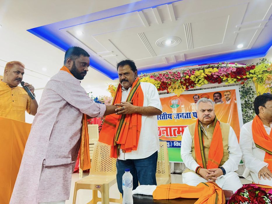 -विधानसभा क्षेत्र के भावी विधायक भाजपा प्रत्याशी मनोज कुमार राम जी ने बताया कि आज 107 दरौली विधानसभा