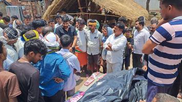 विकास सिंह- मैजिक पलट जाने से उसमें सवार 41 वर्षीय विक्रमा राम की हुई मौत