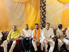 मनोज राम जी की उपस्थिति से शादी समरोह में बना उत्साह का माहौल