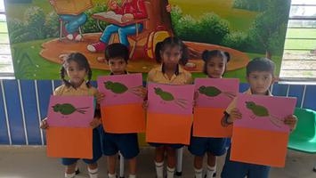 SGD World Public School conducted a craft activity for the children