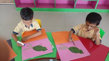 SGD World Public School conducted a craft activity for the children