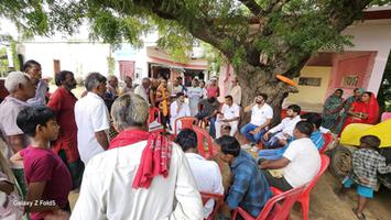 विकास सिंह जी ने हर एक बूथ के लोगो के साथ बैठक कर मतदाता सूची से मिलाया नाम