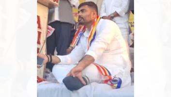 विकास सिंह- भभुआ वार्ड 15 निवासी मनोज कुमार धोबी की दिनदहाड़े गोली मारकर की गयी हत्या