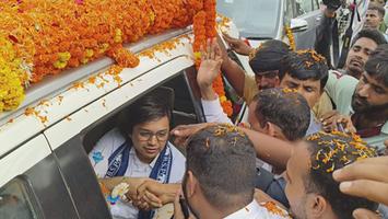विकास सिंह- आकाश आनंद जी का भभुआ विधानसभा आगमन पर हजारों समर्थकों ने किया भव्य स्वागत