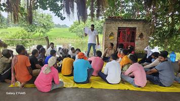 विकास सिंह जी ने हर एक बूथ के लोगो के साथ बैठक कर मतदाता सूची से मिलाया नाम