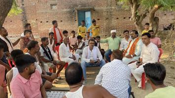 विश्वनाथ राम - मुगांव गांव में सड़क दुर्घटना में मृत मोहम्मद रियाजुद्दीन को श्रद्धांजलि