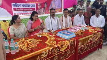 विश्वनाथ राम - सुक्रवलिया गांव में जननेता राहुल गांधी जी का जन्मदिन सेवा कार्यों के साथ मनाया गया
