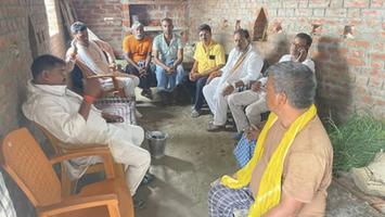 विश्वनाथ राम - लोहनी गांव में आकाशीय बिजली से मृत विनोद पाल जी को श्रद्धांजलि