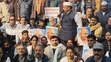 मनरेगा बचाओ संग्राम के कानपुर महानगर कांग्रेस द्वारा आयोजित उपवास में सहभागिता