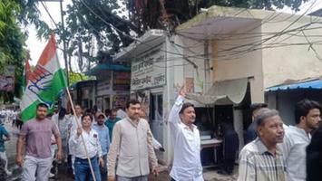 राजीव द्विवेदी - शिक्षा विरोधी नीतियों के खिलाफ कांग्रेस का अभियान, जिलाधिकारी को सौंपा ज्ञापन