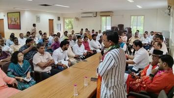विजय कुमार भुर्जी - आगामी कार्यक्रम की तैयारियों पर महत्वपूर्ण बैठक में सहभागिता