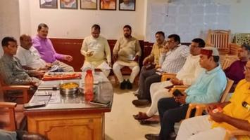 विजय कुमार भुर्जी  - आगामी कार्यशाला को लेकर नगर कार्यालय में आयोजित योजना बैठक में सहभागिता