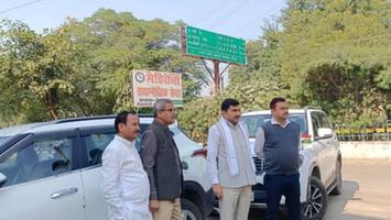 राजीव द्विवेदी - गोविंद नगर विधानसभा के मसवानपुर वार्ड में सड़क–नाले की सफाई अभियान संचालित