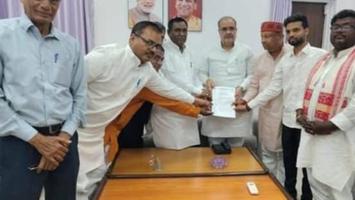 विजय कुमार भुर्जी - भुर्जी समाज के प्रतिनिधियों ने मा. प्रदेश अध्यक्ष को सौंपा मांग पत्र