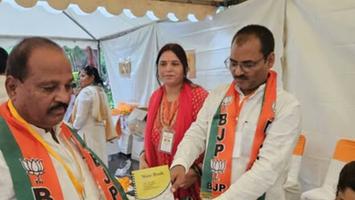 विजय कुमार भुर्जी - इंदिरा गांधी प्रतिष्ठान में आयोजित कार्यशाला में व्यवस्था संचालन में सहभागिता