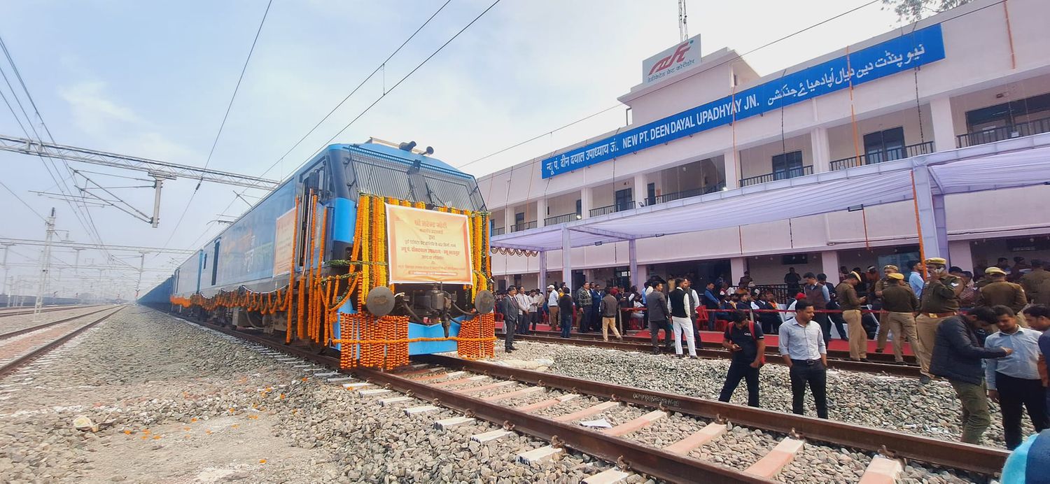 -पूर्व विधानसभा प्रत्याशी भारतीय जनता पार्टी विधानसभा सकलडीहा चंदौली के नेता सूर्यमुनि तिवारी जी ने 