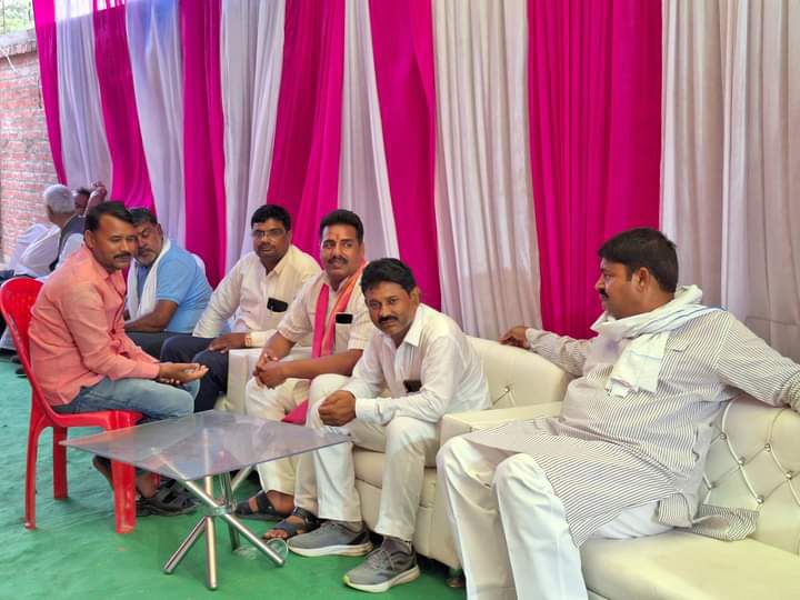 -हाल ही में उत्तर प्रदेश राज्य के विधानसभा मुगलसराय ग्राम परनपुर कलां में निवासी पप्पू तिवारी के यहा