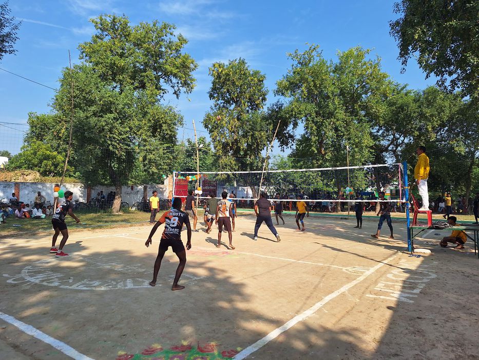 -पूर्व विधानसभा प्रत्याशी भारतीय जनता पार्टी के नेता सूर्यमुनि तिवारी जी ने बताया कि आज विधानसभा सकल