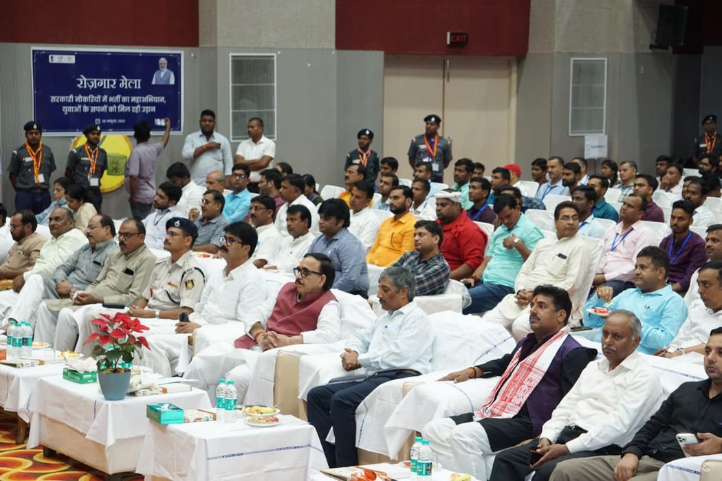 -पूर्व विधानसभा प्रत्याशी भारतीय जनता पार्टी के नेता सूर्यमुनि तिवारी जी ने बताया कि आज लोकप्रिय प्र