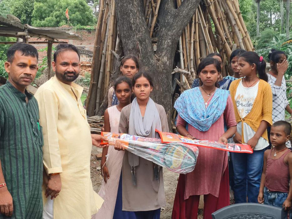 -भाजपा बिहार प्रदेश के महादलित प्रकोष्ठ एवं जिला सह संयोजक सचिन राम जी ने  सकरा विधान सभा क्षेत्र के