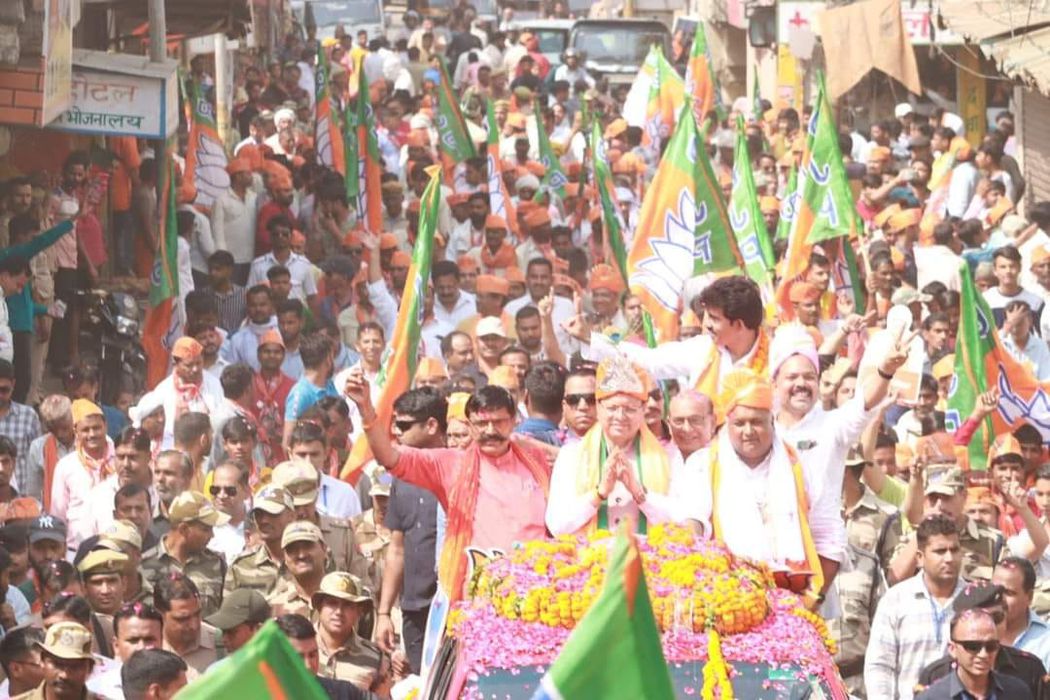 -प्रदेश मंत्री डी.पी भारती जी ने बताया कि बदायूं के लोकप्रिय प्रत्याशी श्री दुर्विजय सिंह शाक्य जी स