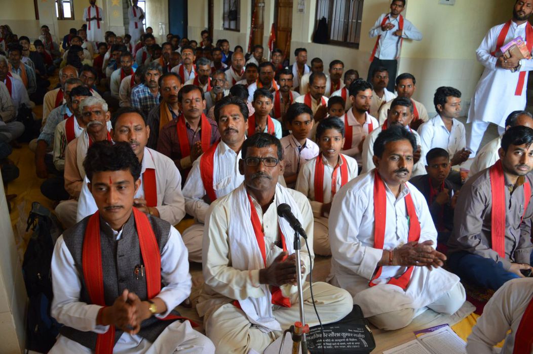 -भारतीय शक्ति चेतना पार्टी के जिला अध्यक्ष गुलाबचंद कुशवाहा जी ने महाआरती में चरित्रवान समाज की स्था