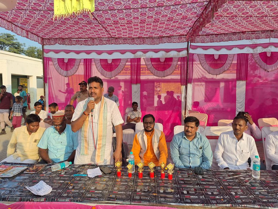 -पूर्व विधानसभा प्रत्याशी भारतीय जनता पार्टी के नेता सूर्यमुनि तिवारी जी ने बताया कि आज विधानसभा पंड