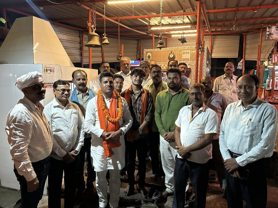 -पूर्व विधानसभा प्रत्याशी सकलडीहा के राजनेता सूर्यमुनि तिवारी जी ने बताया कि आज विधानसभा पं. दीनदयाल