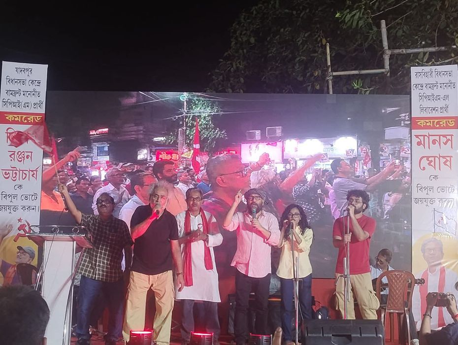 -पश्चिम बंगाल विधानसभा चुनाव के लिए जारी प्रचार अभियान के दौरान संदीप सौरभ ने कोलकाता के जादवपुर में