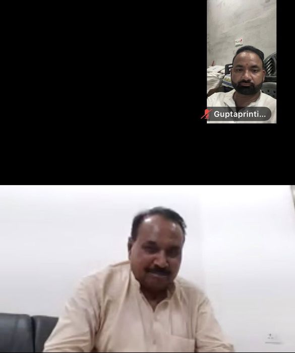-बिहार प्रदेश के भाजपा महादलित प्रकोष्ठ के सहसंयोजक सचिन राम जी ने बताया कि आज ZOOM मीटिंग के माध्यम