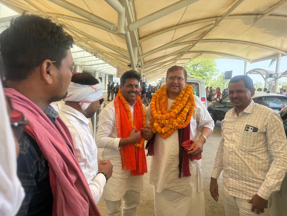 -चंदौली-दीनदयाल नगर क्षेत्र से जुड़े सामाजिक कार्यकर्ता सूर्य मुनि तिवारी ने परम पूज्य श्री अतुल कृष