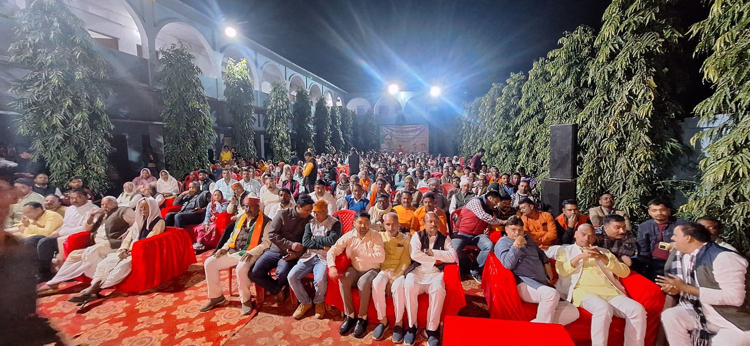 -चंदौली के जनसेवक सूर्यमुनि तिवारी जी ने बताया कि विधानसभा सकलडीहा के ग्राम सोनहुला चहनिया में विश्व