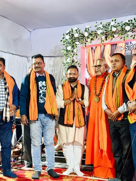 -आज हमारे गाँव छाजन में श्री पंकज नारायण जी की पूज्य माता जी के श्रद्धकर्म के अवसर पर दिव्य सनातन सत