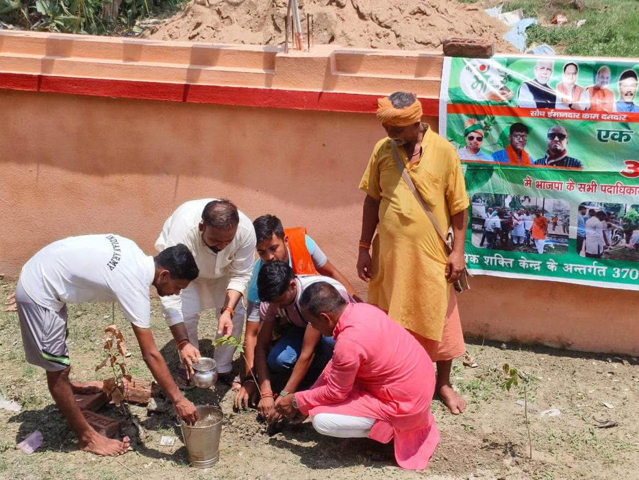 -भाजपा बिहार प्रदेश के महादलित प्रकोष्ठ एवं जिला संयोजक सचिन राम जी ने बताया कि   भाजपा पार्टी के आव