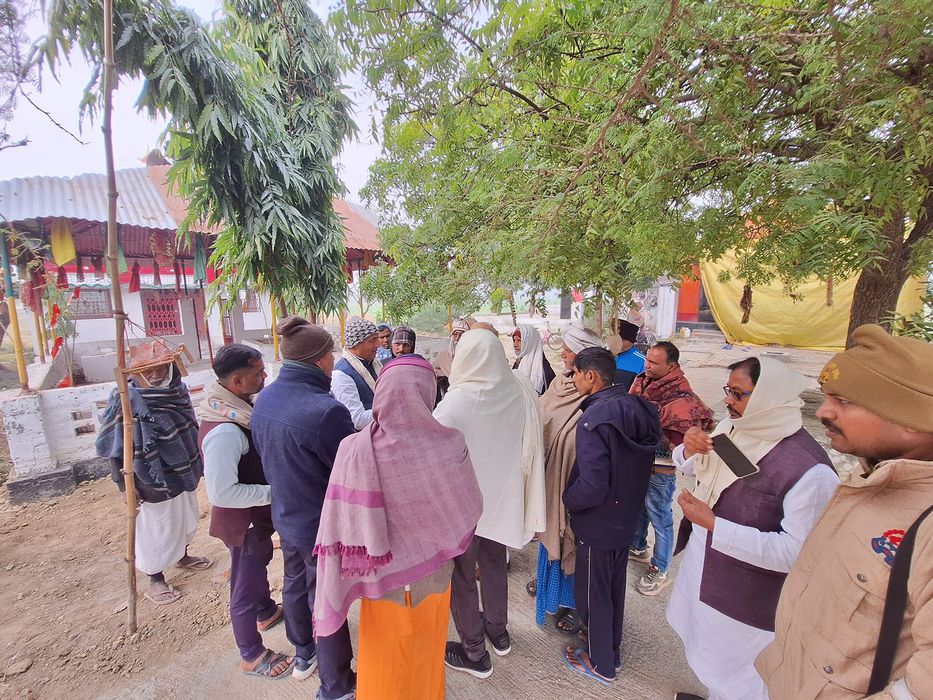 -पूर्व विधानसभा प्रत्याशी भारतीय जनता पार्टी विधानसभा सकलडीहा के नेता सूर्यमुनि तिवारी जी ने बताया क
