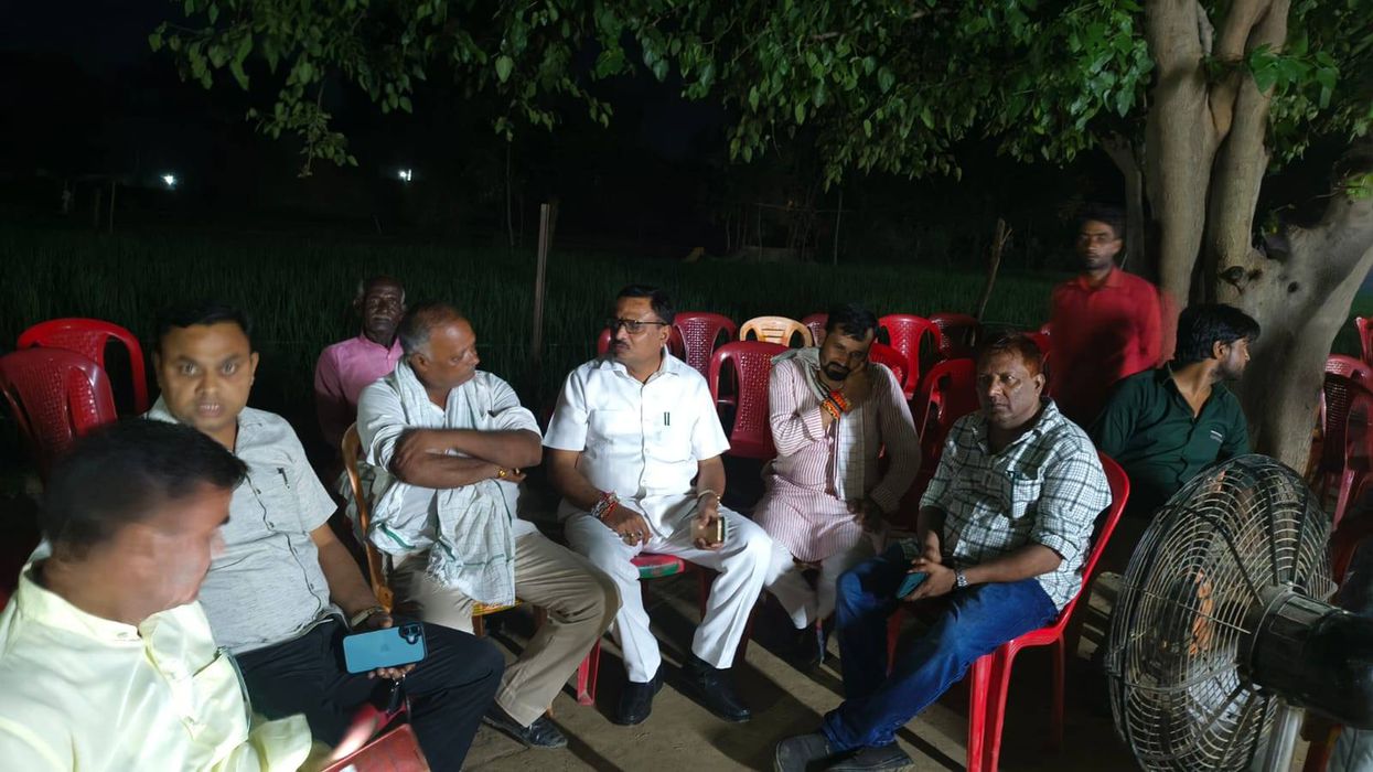 -प्रदेश मंत्री डी.पी भारती जी ने बताया कि बृज क्षेत्र के भाजपा क्षेत्रीय अध्यक्ष श्री दुर्विजय सिंह 