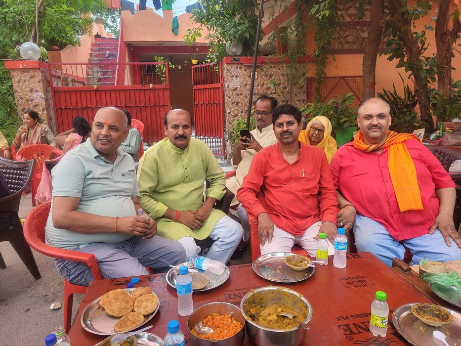 -ज्येष्ठ मास के प्रथम मंगलवार ‘बड़ा मंगल’ के पावन पर्व पर उत्तर प्रदेश के पूर्व उपमुख्यमंत्री एवं रा