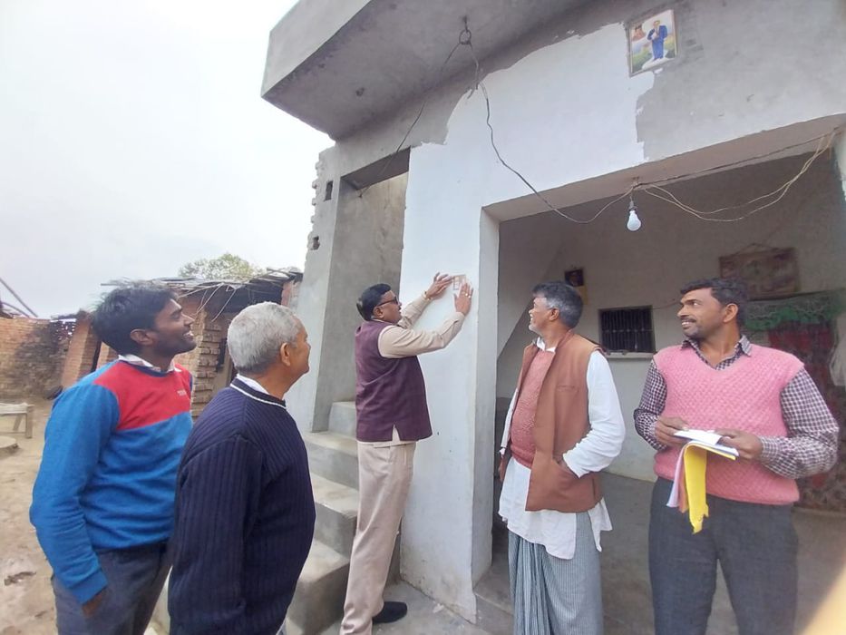 -प्रदेश मंत्री डी.पी भारती जी ने बताया कि बदायूं-. विधानसभा -बिल्सी के बूथ संख्या 31 ग्राम निरंजनपुर