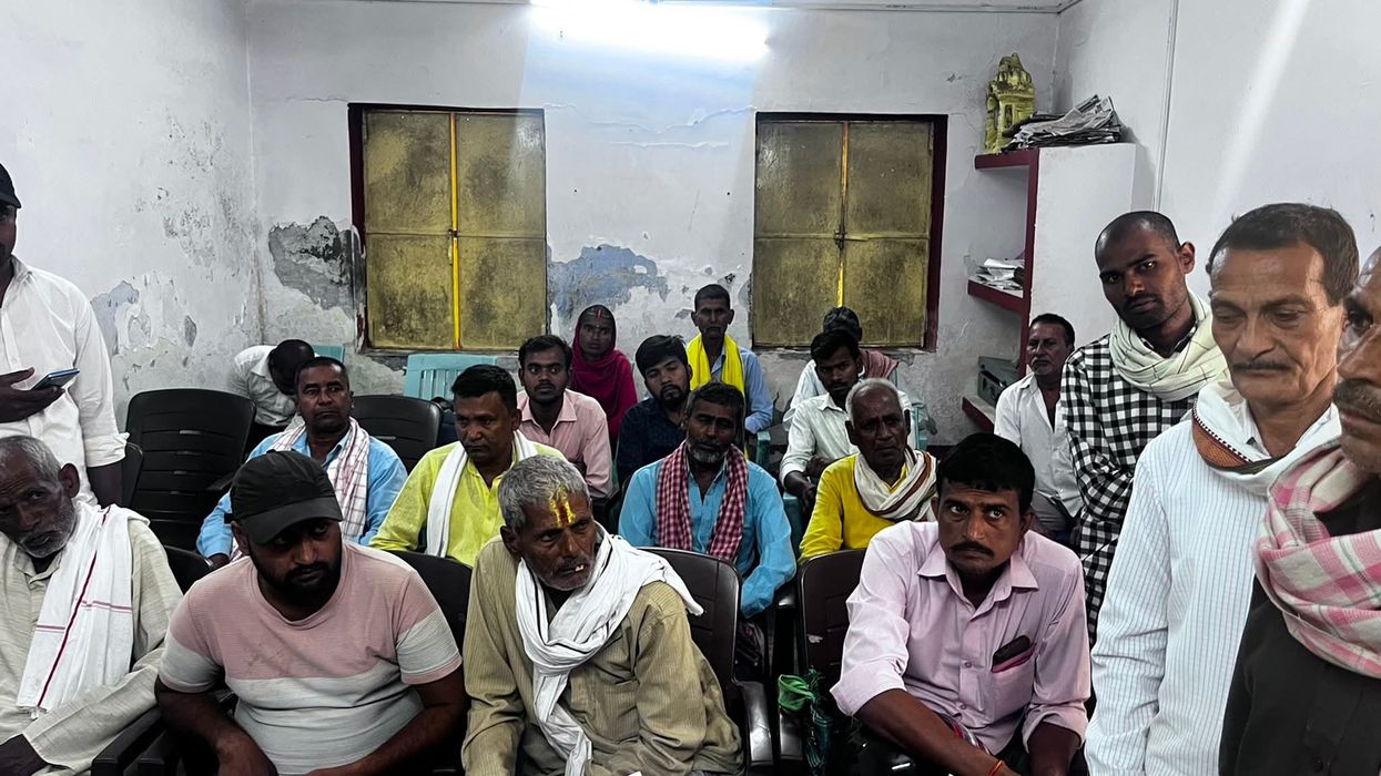 -रविवार को पालीगंज के धरहरा मोड़ स्थित शबरी भवन में जन संवाद–जन सुनवाई कार्यक्रम का सफल आयोजन किया ग