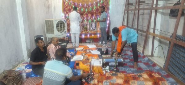 -बीते दिवस रविवार को गुरु पूर्णिमा के शुभ अवसर पर चंदौली विधानसभा मुगलसराय के ग्राम परोरवा में निवास
