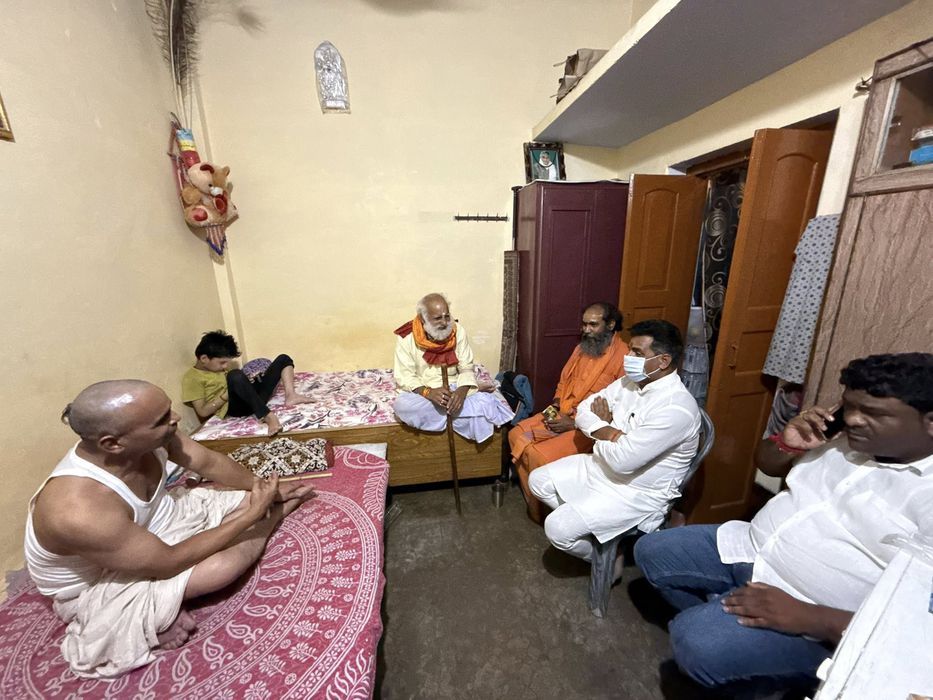 -पूर्व विधानसभा प्रत्याशी सकलडीहा के राजनेता सूर्यमुनि तिवारी जी ने बताया कि आज पंडित दीनदयाल उपाध्य