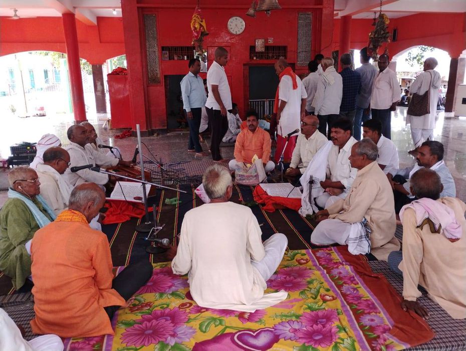 -पूर्व विधानसभा प्रत्याशी सकलडीहा के राजनेता सूर्यमुनि तिवारी जी ने बताया कि आज विधानसभा पं. दीनदयाल