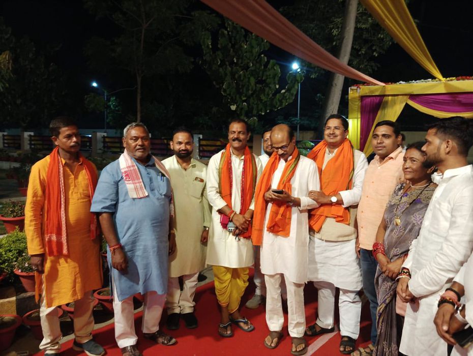 -भाजपा महादलित प्रकोष्ठ के सह संयोजक सचिन राम जी ने बताया कि आज पटना स्थित गर्दनीबाग में प्रदेश महाम