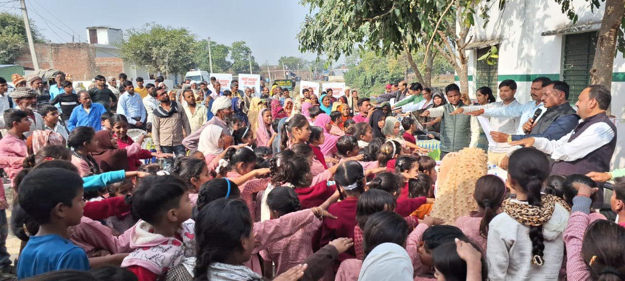 -प्रदेश मंत्री डी.पी भारती जी ने बताया कि "विकसित भारत संकल्प यात्रा" ग्राम - खैरी (अम्बियापुर) बदाय