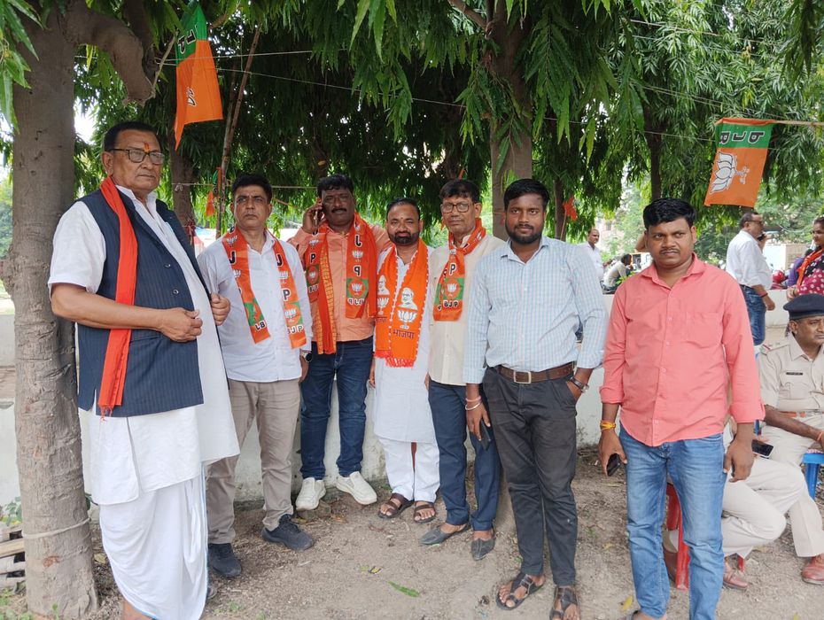 -बिहार प्रदेश के भाजपा महादलित प्रकोष्ठ के सहसंयोजक सचिन राम जी ने बताया कि बिहार विधान सभा 2025 की