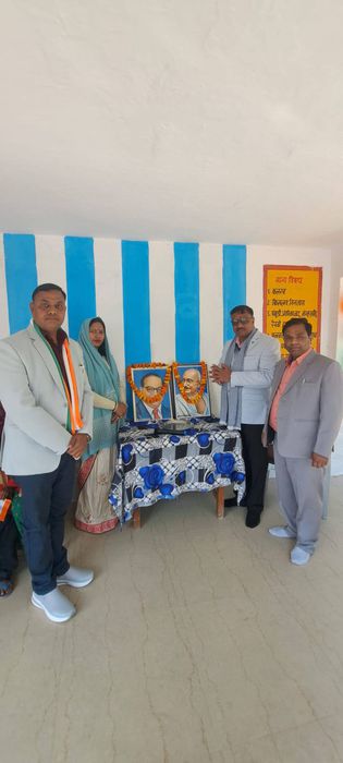 -आज गणतंत्र दिवस के पावन अवसर पर ग्राम पंचायत फकीराबाद (बिल्सी), जनपद बदायूँ स्थित प्राथमिक विद्यालय